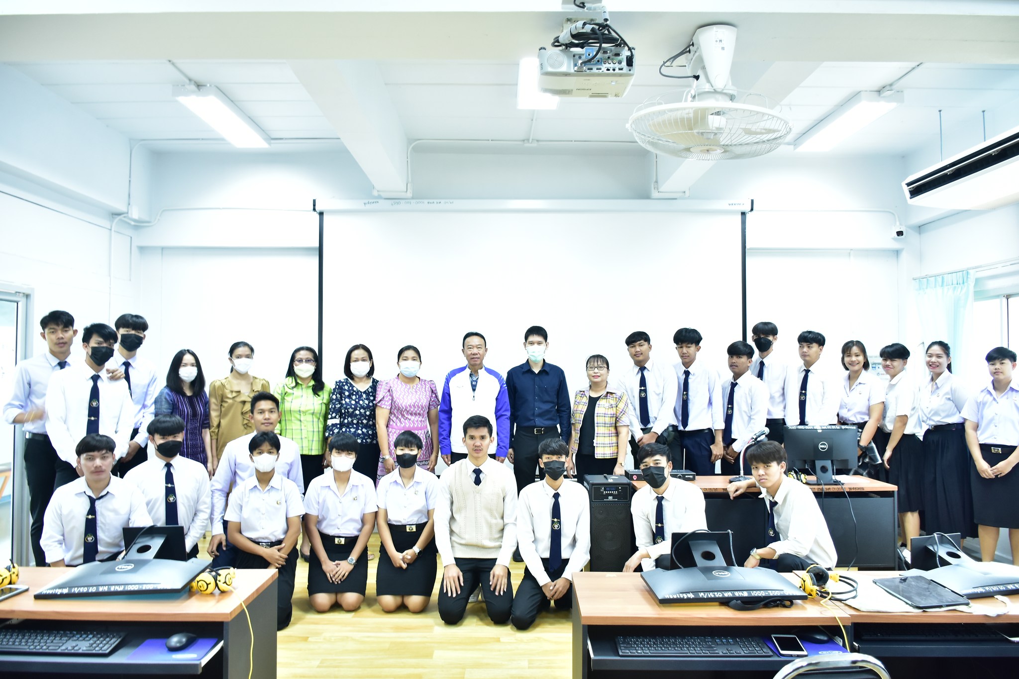โครงการอบรมทักษะการใช้โปรแกรมคอมพิวเตอร์ในการสร้างสื่อดิจิทัล