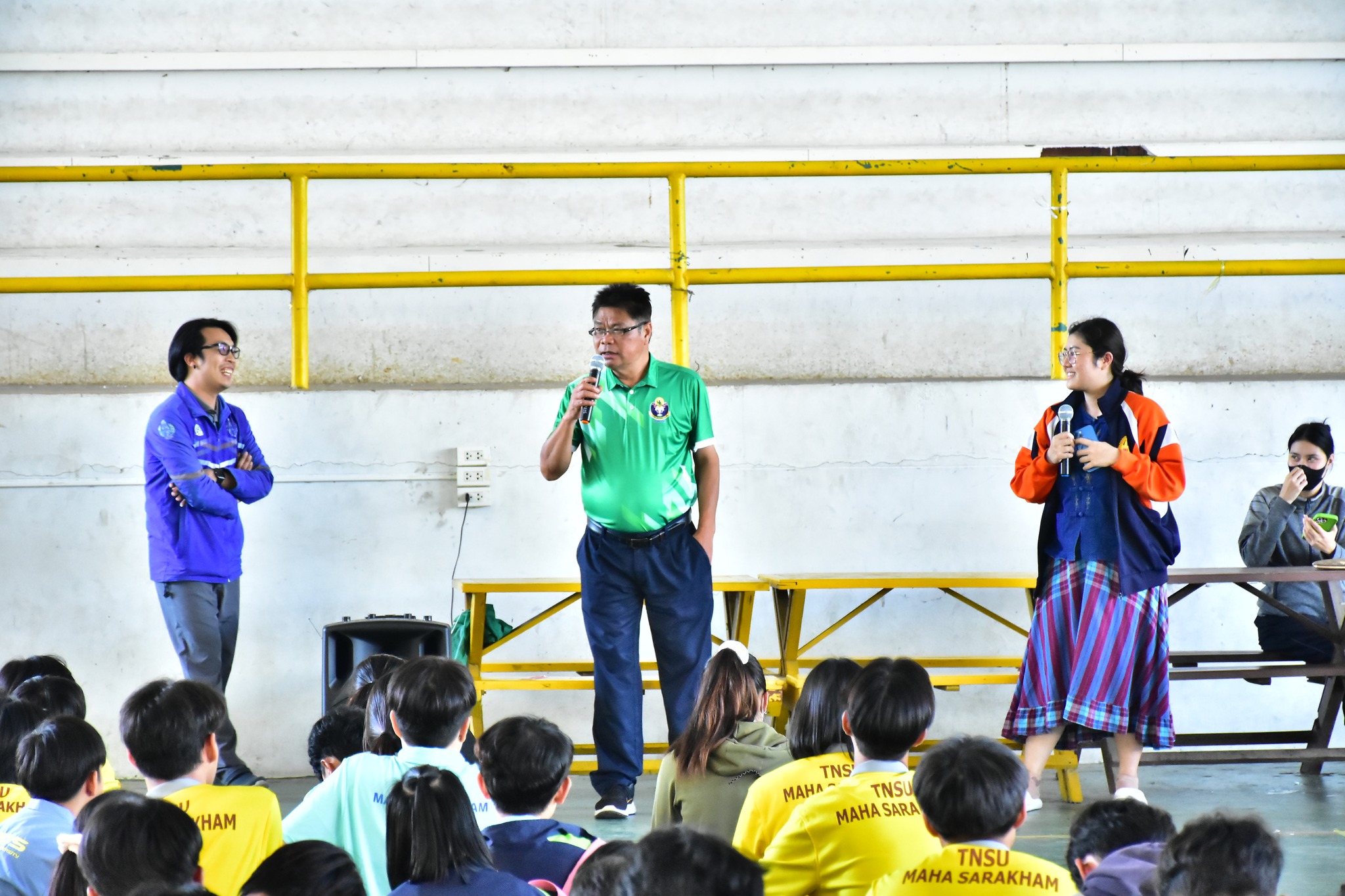 รับฟังแนะแนวการสมัครสมาชิกศูนย์เยาวชนและการจัดกิจกรรมศูนย์เยาวชน