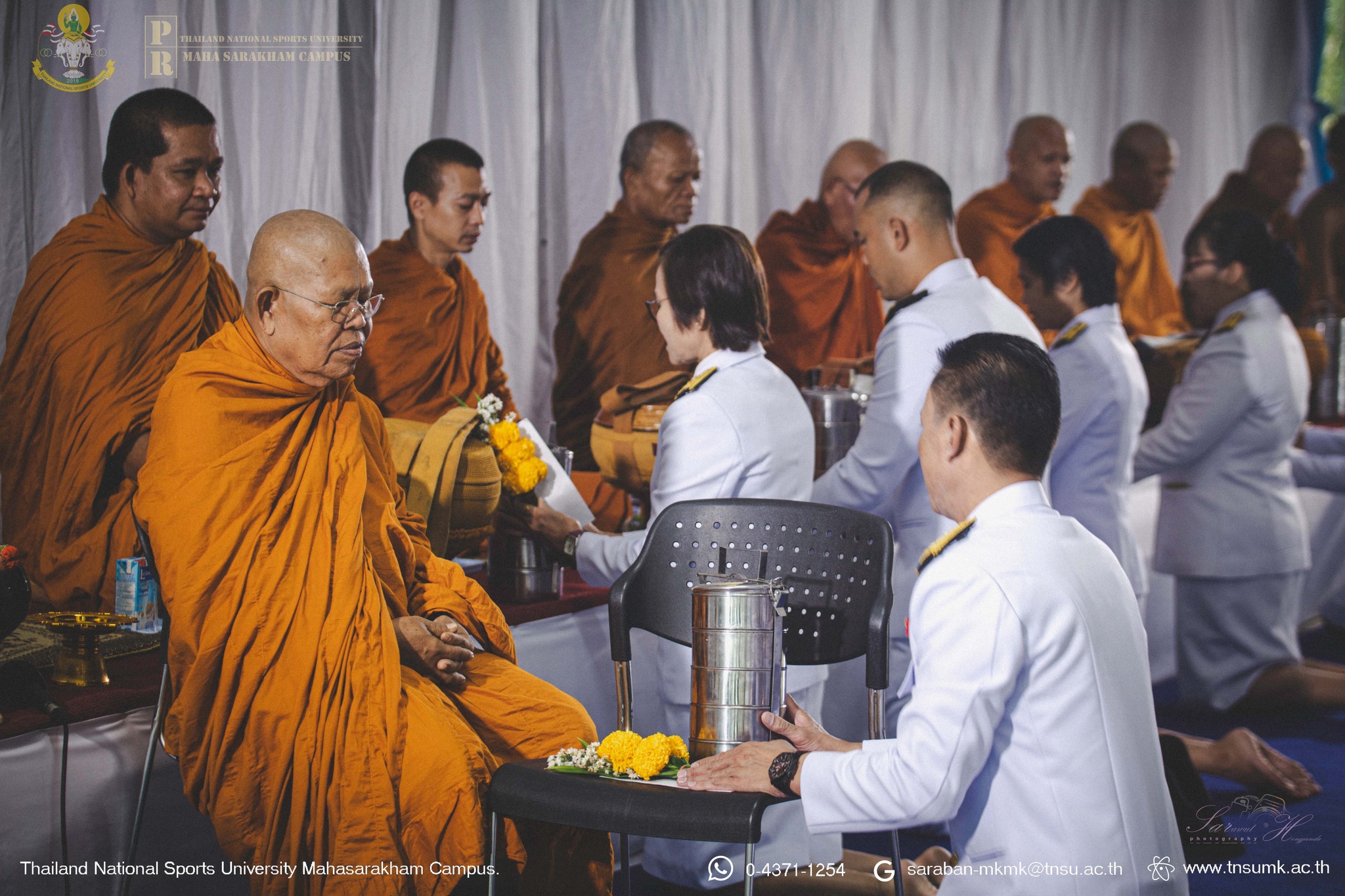 พิธีทำบุญตักบาตรเนื่องในโอกาสวันเฉลิมพระชนมพรรษา สมเด็จพระนางเจ้าสิริกิติ์ พระบรมราชินีนาถ พระบรมราชชนนีพันปีหลวง 12 สิงหาคม 2568